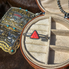 Load image into Gallery viewer, Red Spiny Oyster Cuff
