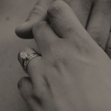 Load image into Gallery viewer, Women&#39;s Custom Wedding Band
