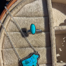 Load image into Gallery viewer, Dainty Turquoise Ring - Size 8
