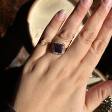 Load image into Gallery viewer, Purple Spiny Ring - Size 8.5

